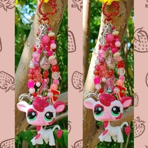 LPS Cow Keychain/Bagcharm